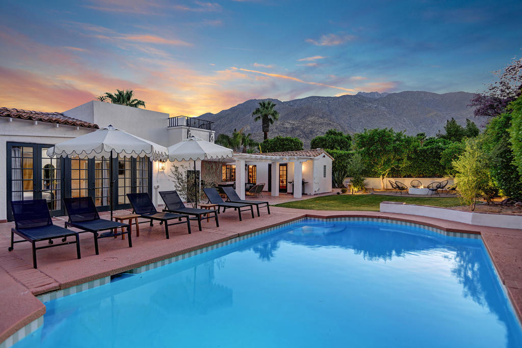 354 E Valmonte Sur, Palm Springs, CA 92262 — photo 1