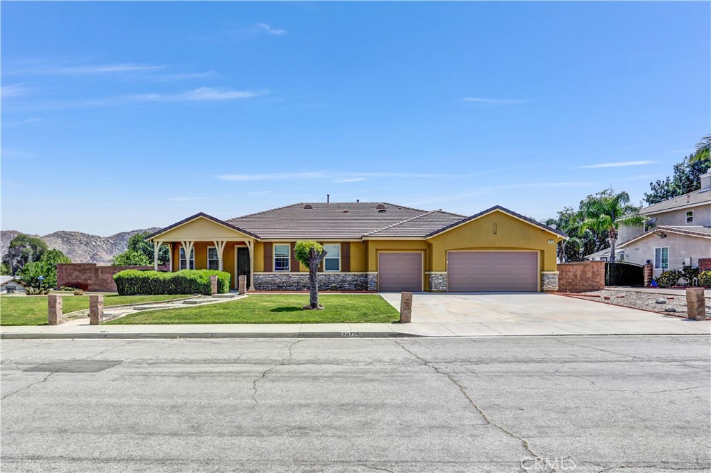 28725 Belmont Park Way, Moreno Valley, CA 92555 — photo 1