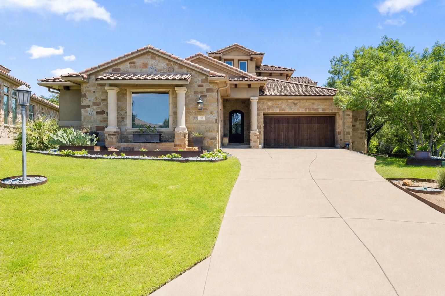105 Aruba, Lakeway, TX 78734 — photo 1