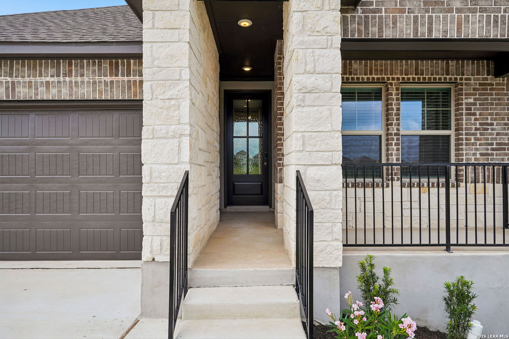 1222 Nikos Hollow