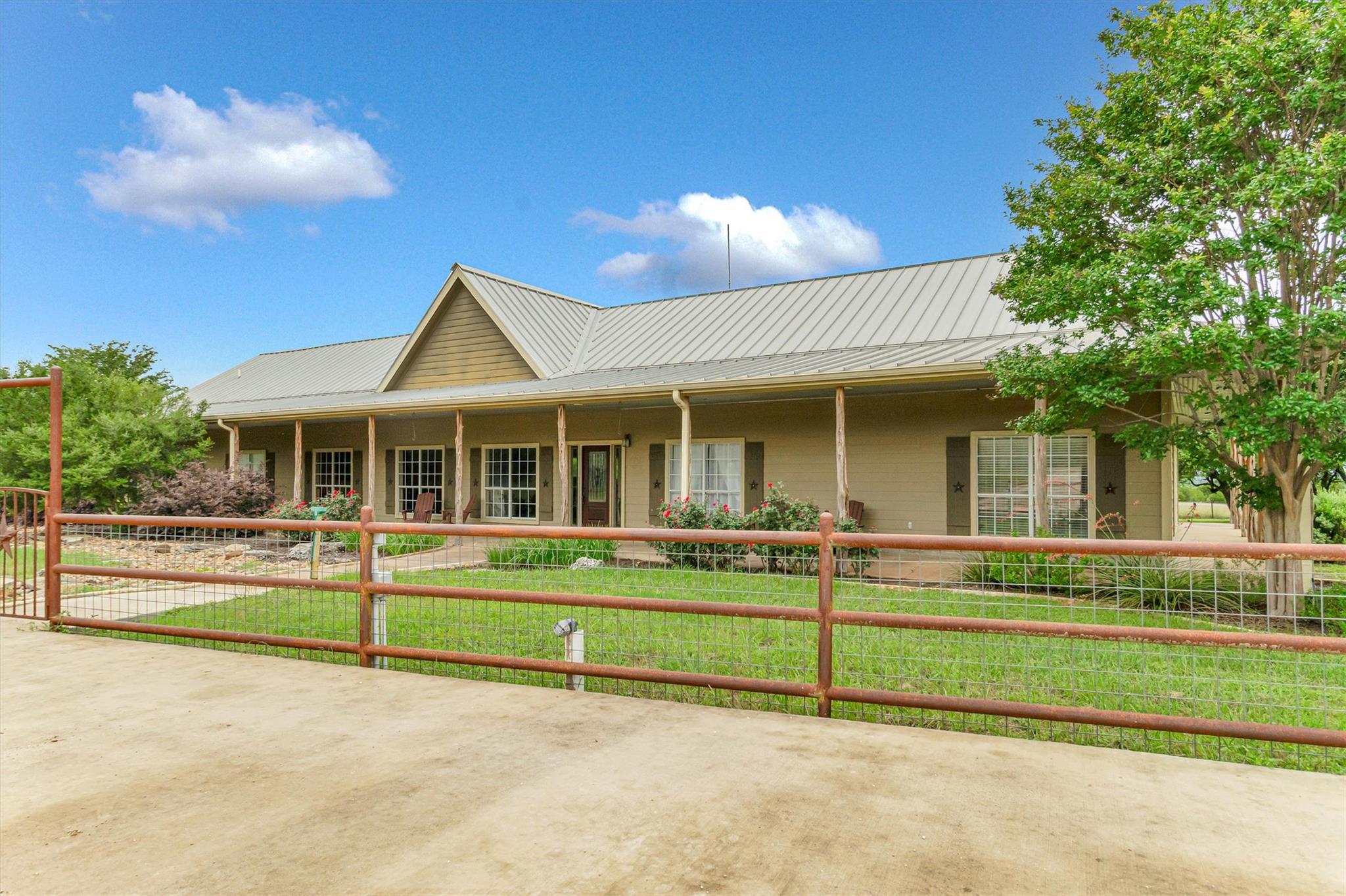 3227  Farm to Market 1174 None, Bertram, TX 78605 — photo 1