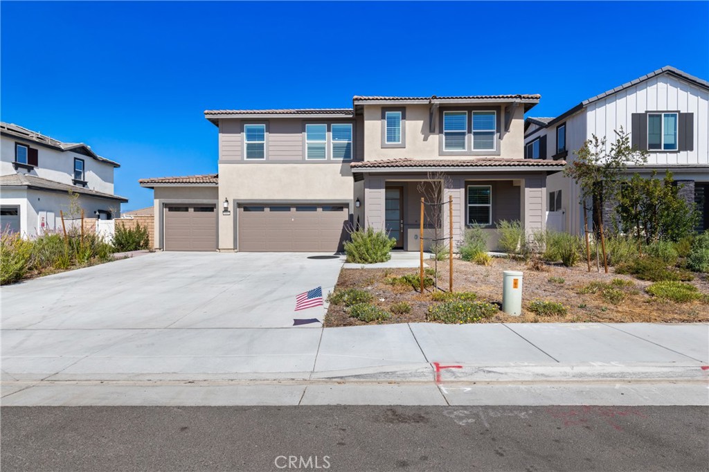 30842 White Pines