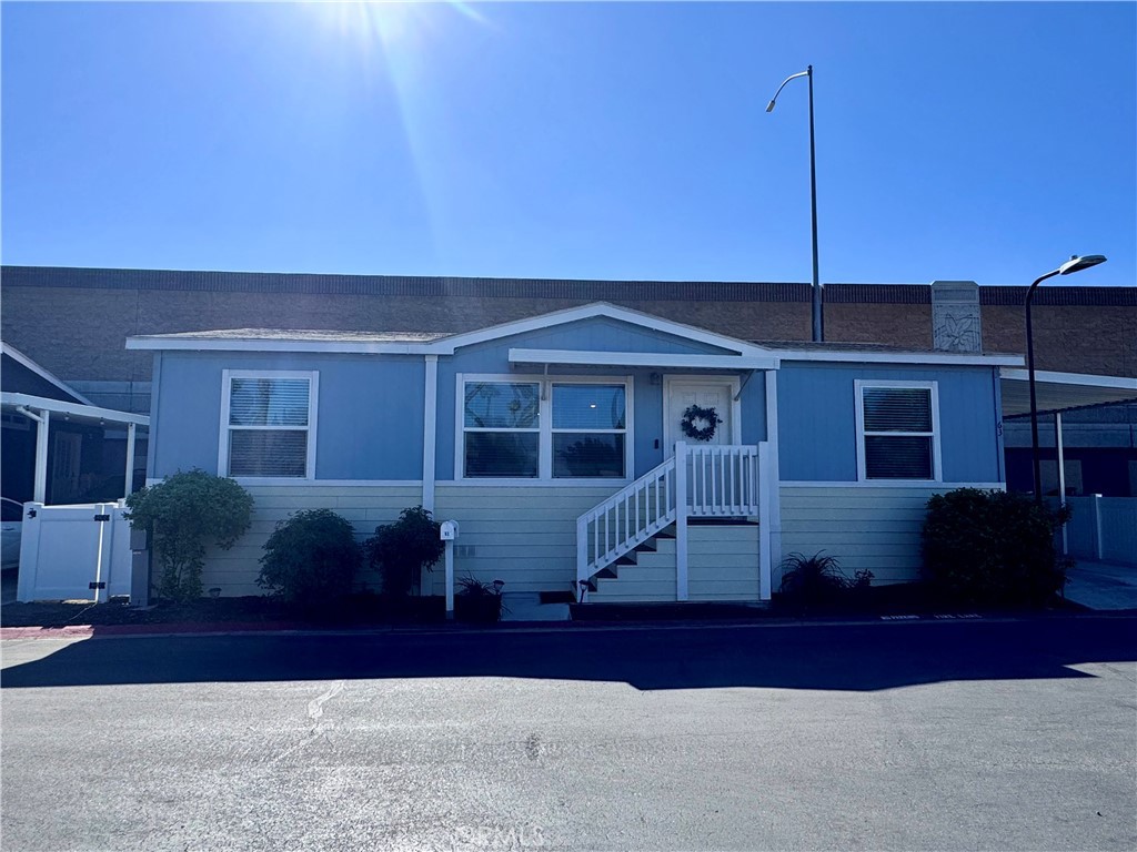 995 Pomona 63, Corona, CA 92882 — photo 1