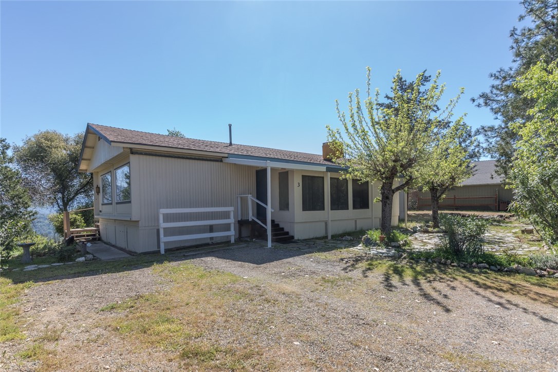 4878 Leonard Road 3