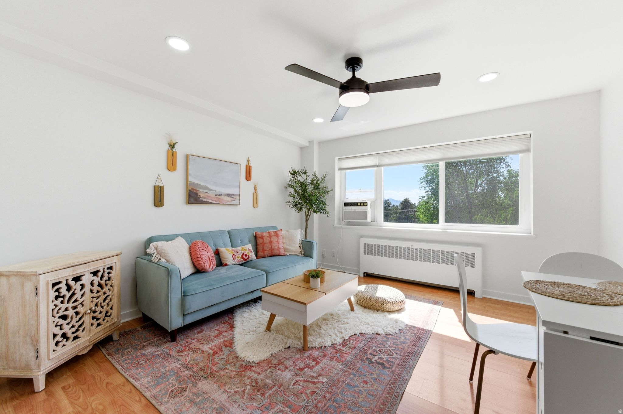 130 S 1300 E #305, Salt Lake City, UT 84102 — photo 1