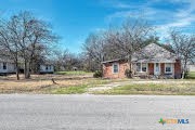 118 S Front Avenue, Troy, TX 76579 — photo 1