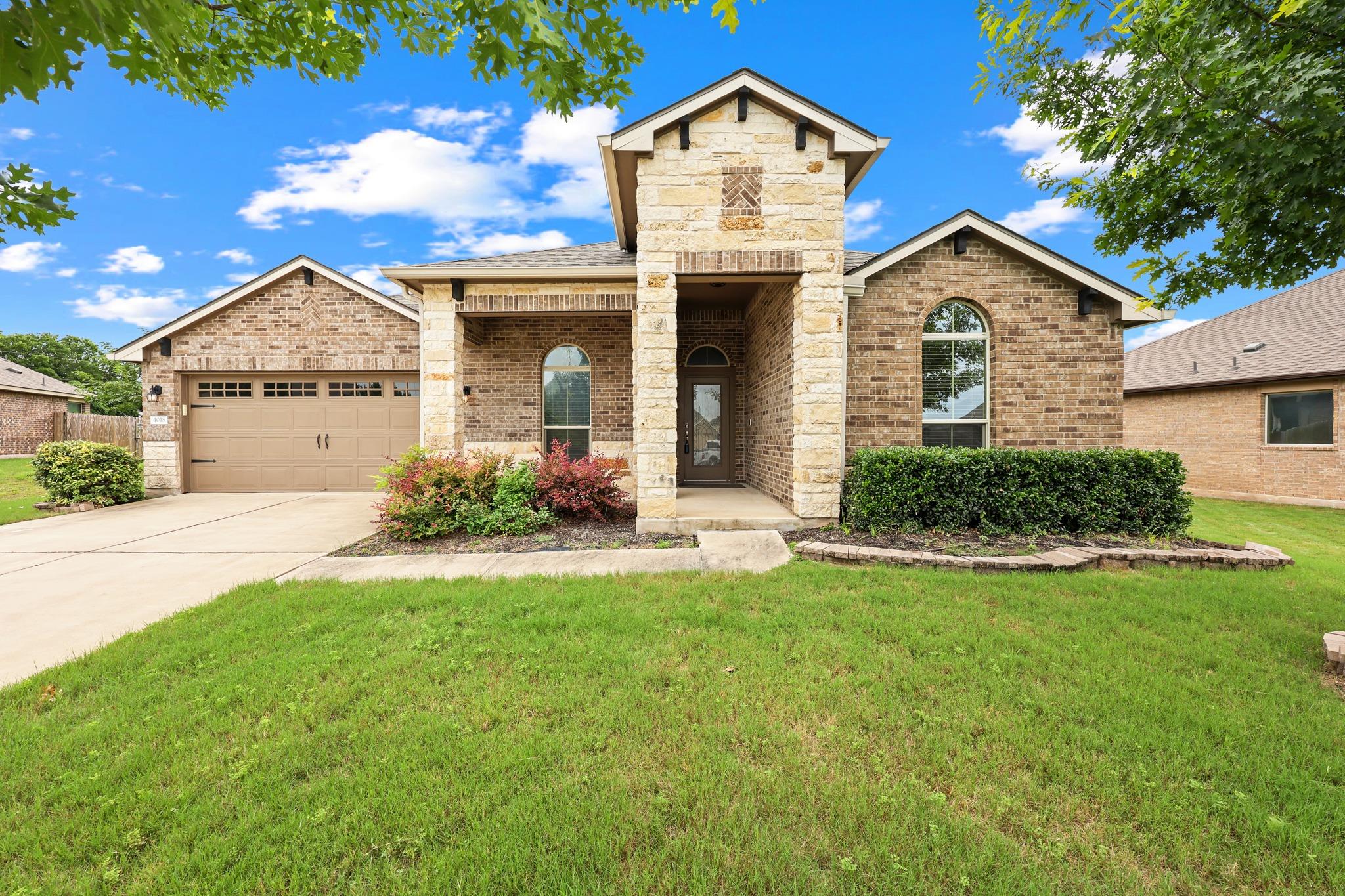 1018  Granbury Cv, Round Rock, TX 78664 — photo 1