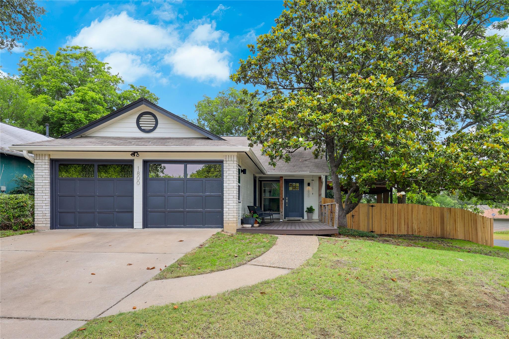 1800 Rainy Meadows Dr, Austin, TX 78758 — photo 1