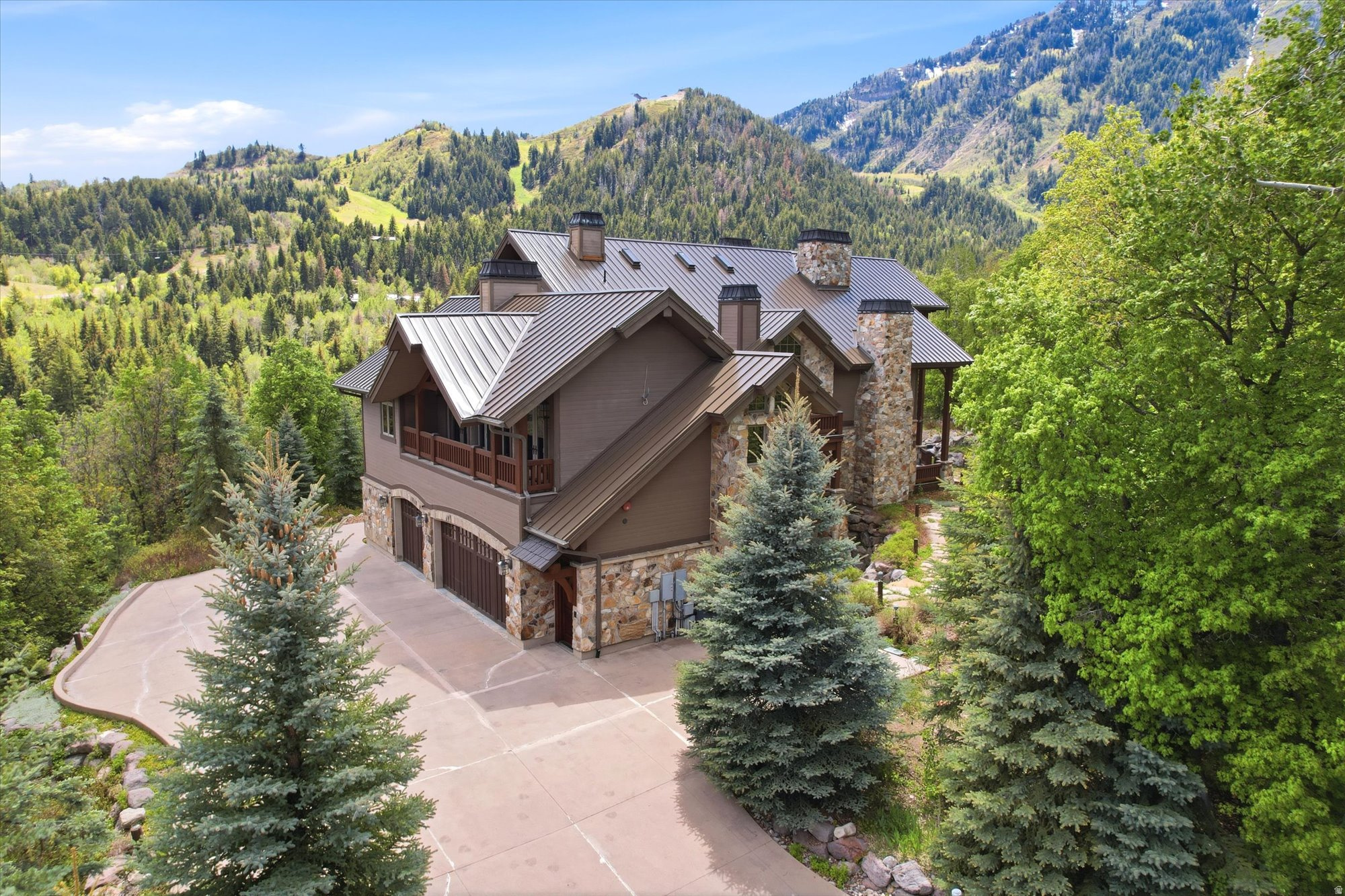 8807 N TIMPHAVEN RD, Sundance, UT 84604 — photo 1