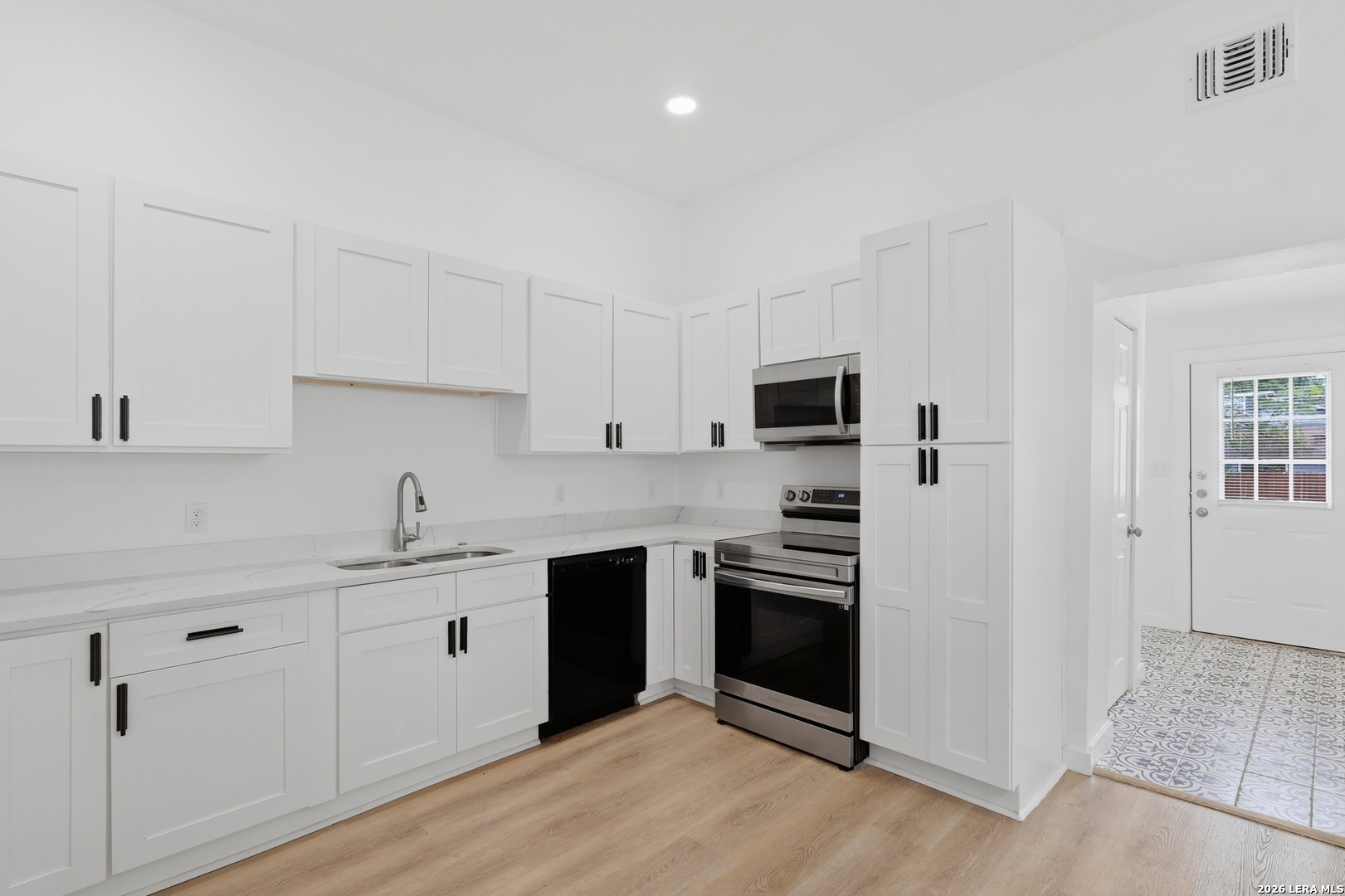 302 Topeka, ,  78210 — photo 1