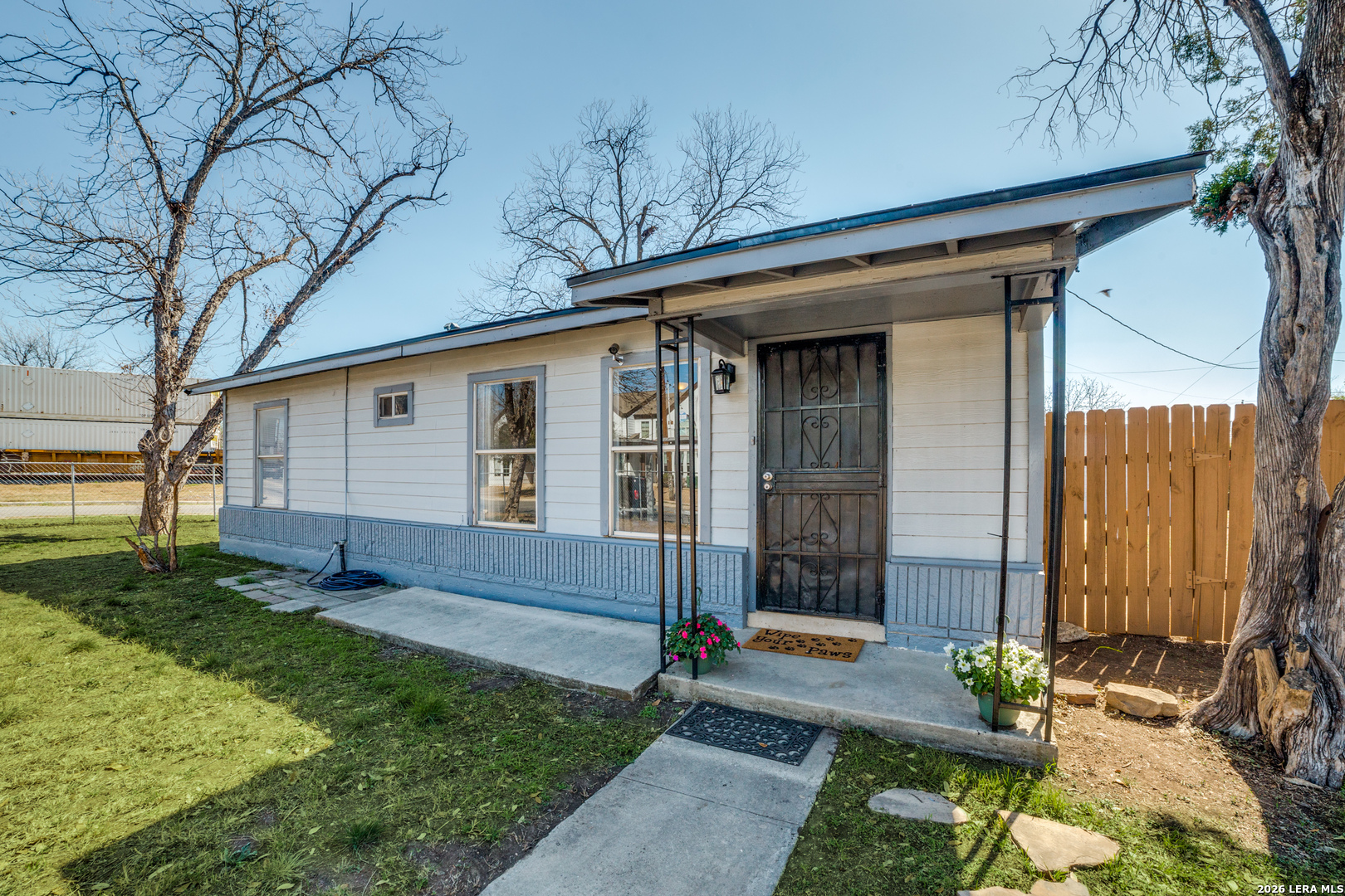 806 Ceralvo, ,  78207 — photo 1