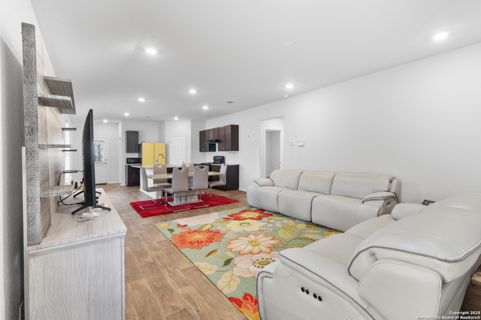 6610 Greensleeves, ,  78252 — photo 1