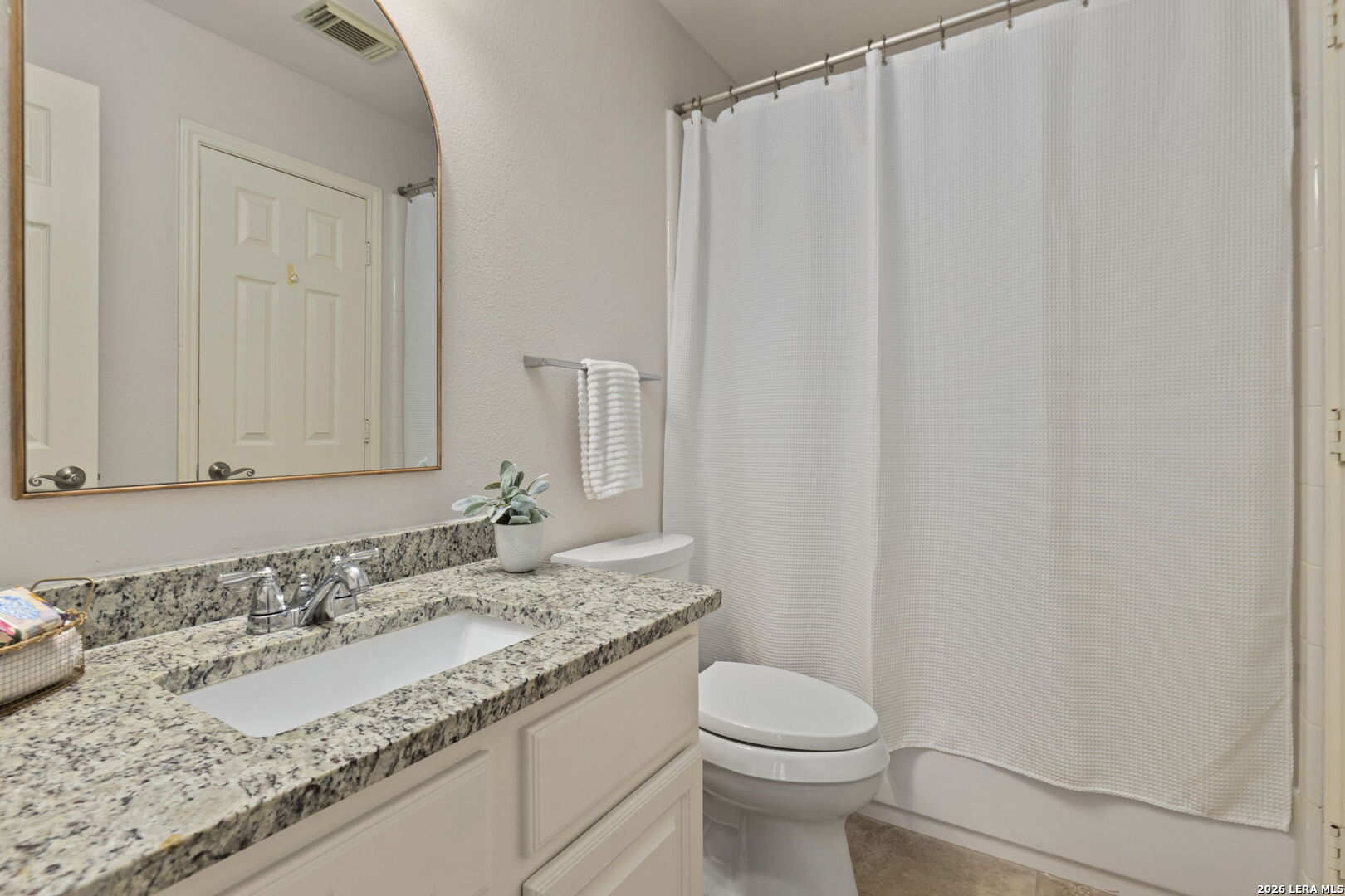 8511 Monument Oak, ,  78015 — photo 1