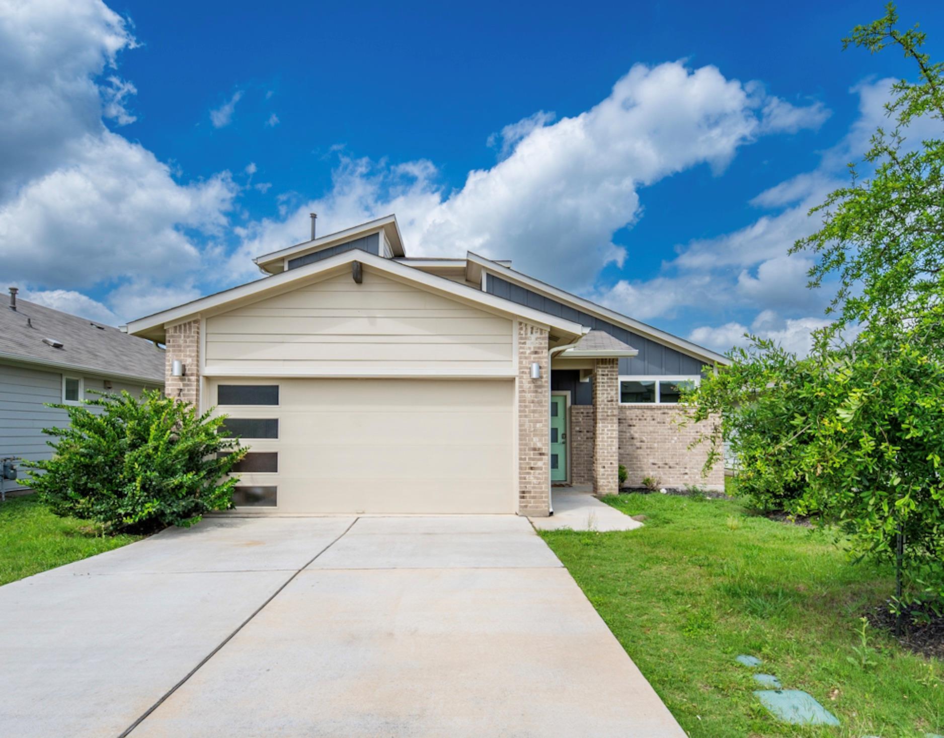 7916 City Top, Austin, TX 78724 — photo 1