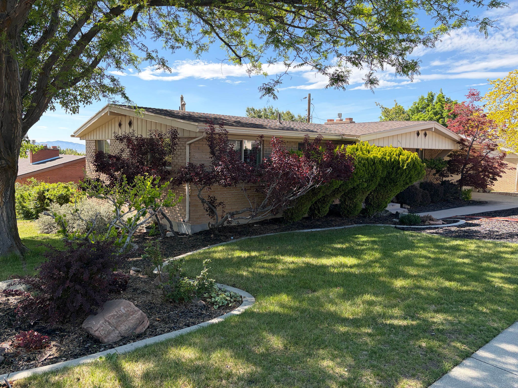 371 N 1000 E, Bountiful, UT 84010 — photo 1
