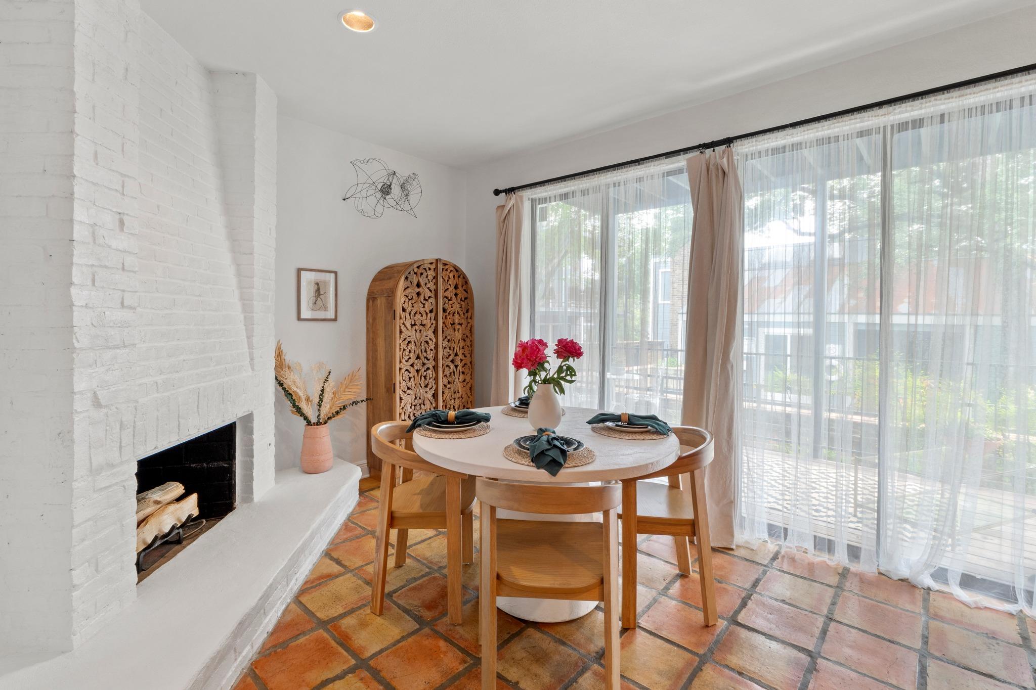 606 Lynn, Austin, TX 78703 — photo 1
