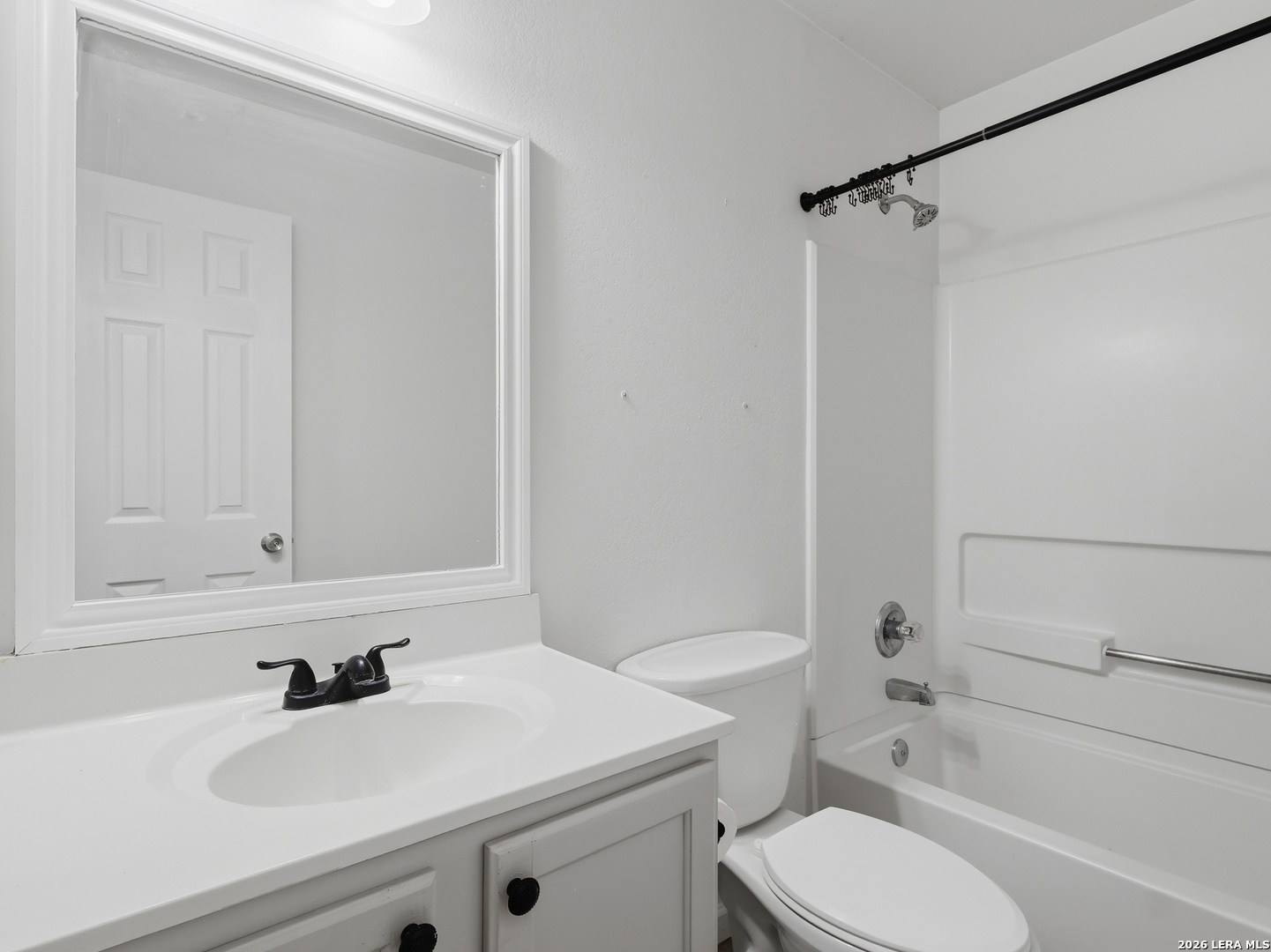2215 Mission View, ,  78223 — photo 1
