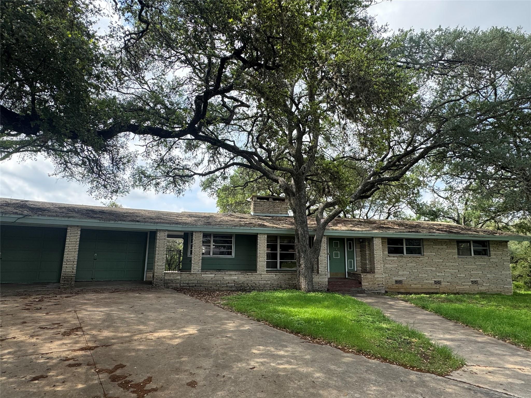 104 Chula Vista, San Marcos, TX 78666 — photo 1
