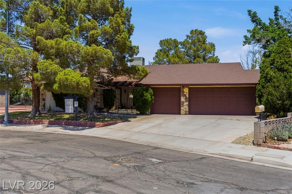3188  Moonflower Drive, Las Vegas, NV 89146 — photo 1