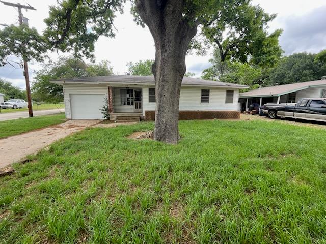 410 Hazel, Rockdale, TX 76567 — photo 1