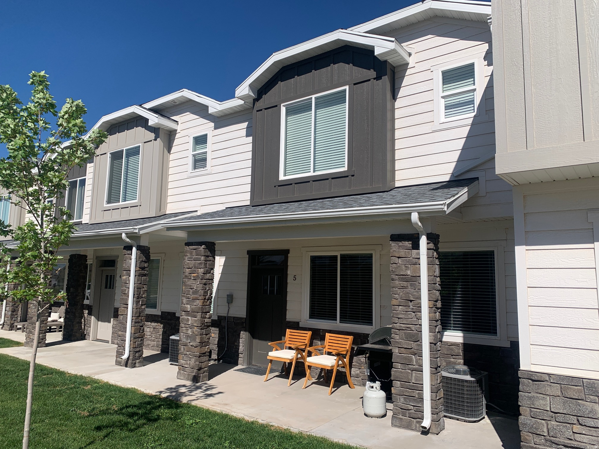 150 W SEASONS LN #5, Garden City, UT 84028 — photo 1
