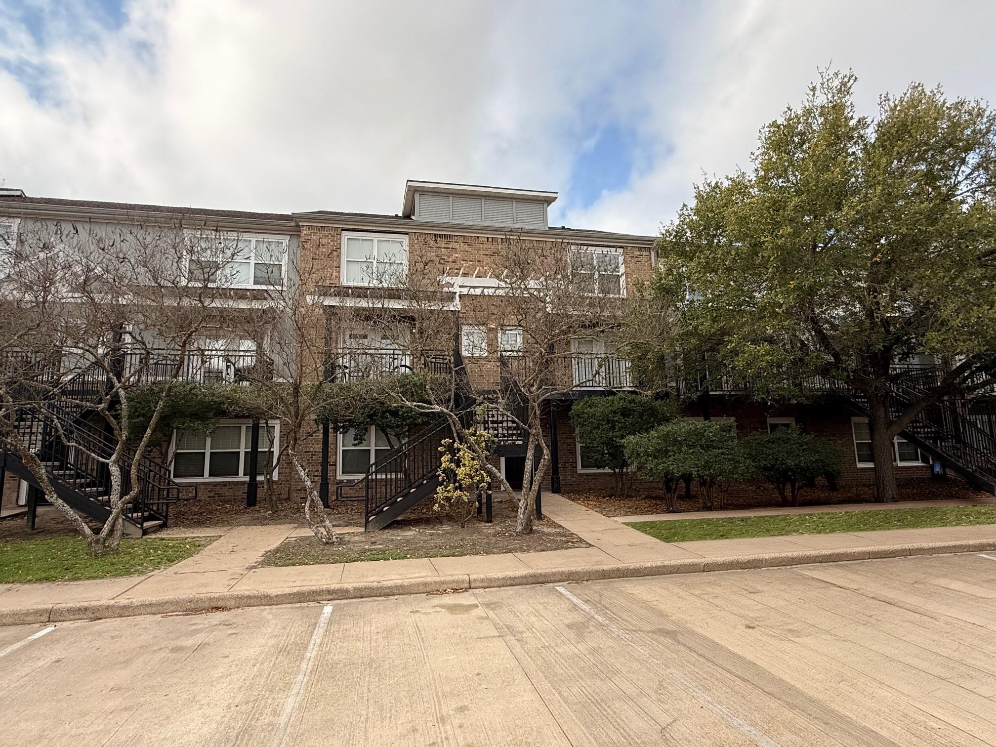 1725 Harvey Mitchell, College Station, TX 77840 — photo 1