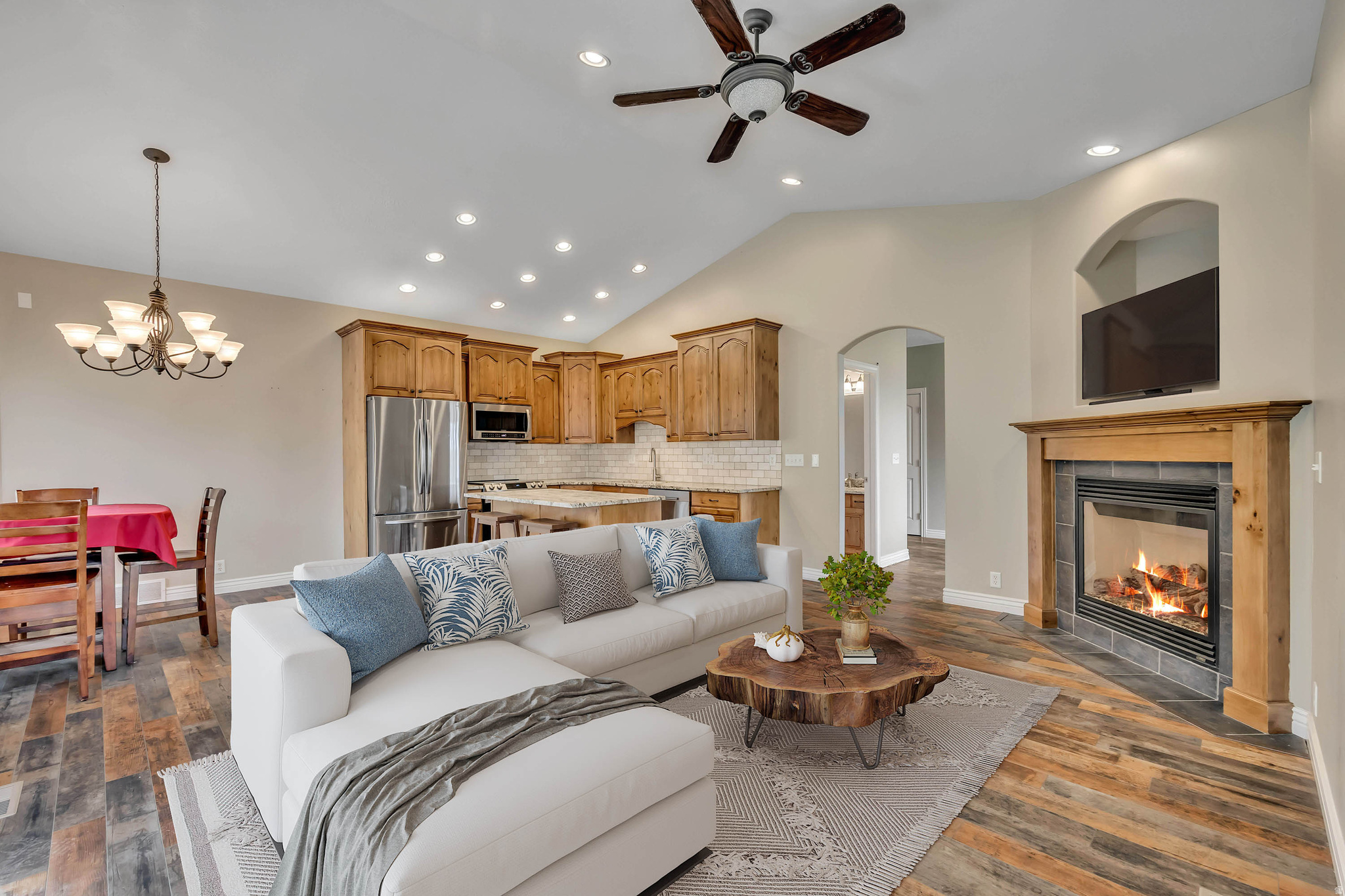 341 E EDGEMONT DR, North Salt Lake, UT 84054 — photo 1