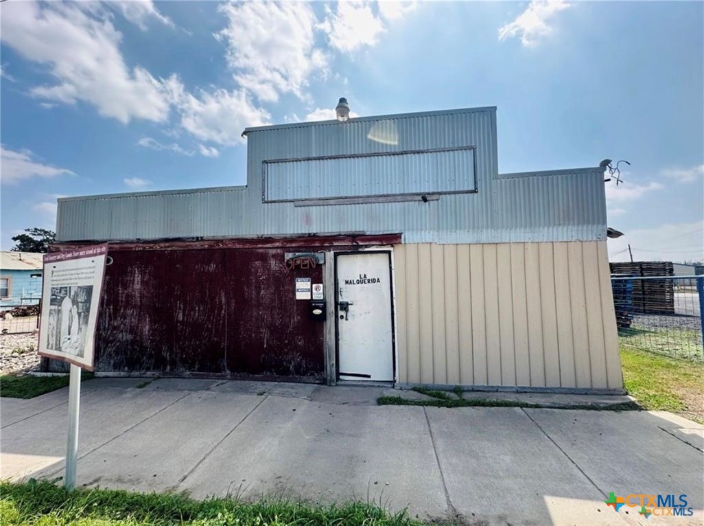 307 W Central Avenue