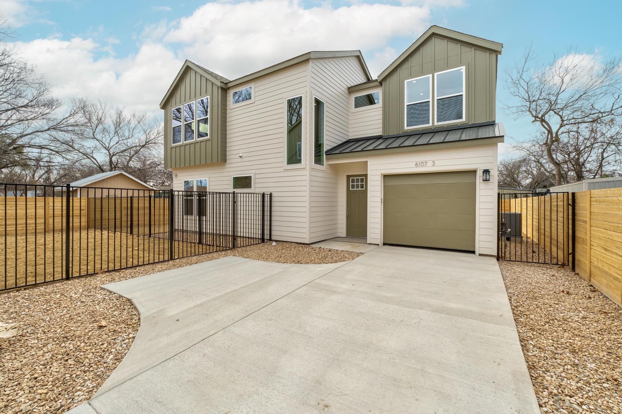6107 Richardson, Austin, TX 78741 — photo 1