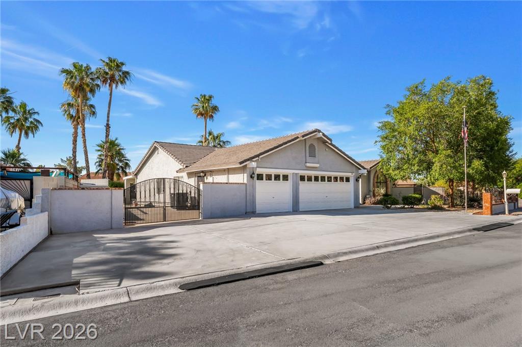 3181  Shadow Bluff Avenue, Las Vegas, NV 89120 — photo 1