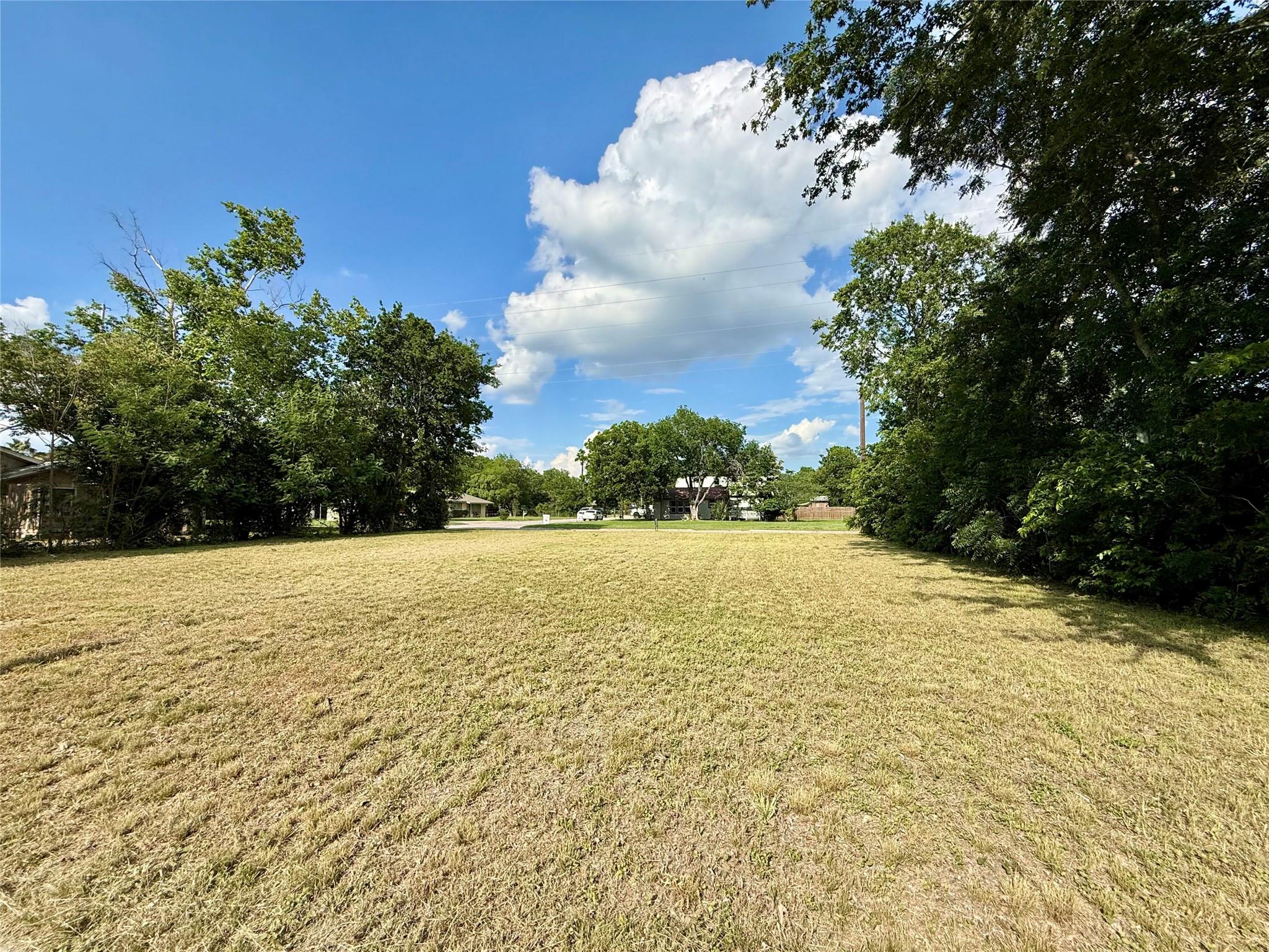 1007 Pancho, Lockhart, TX 78644 — photo 1