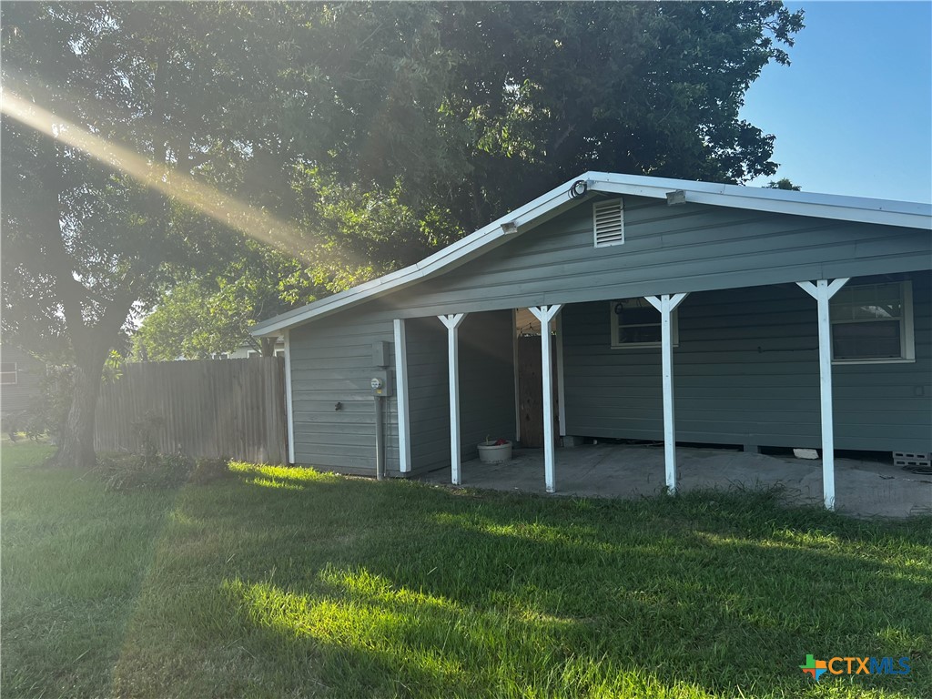 203 Oleander Avenue
