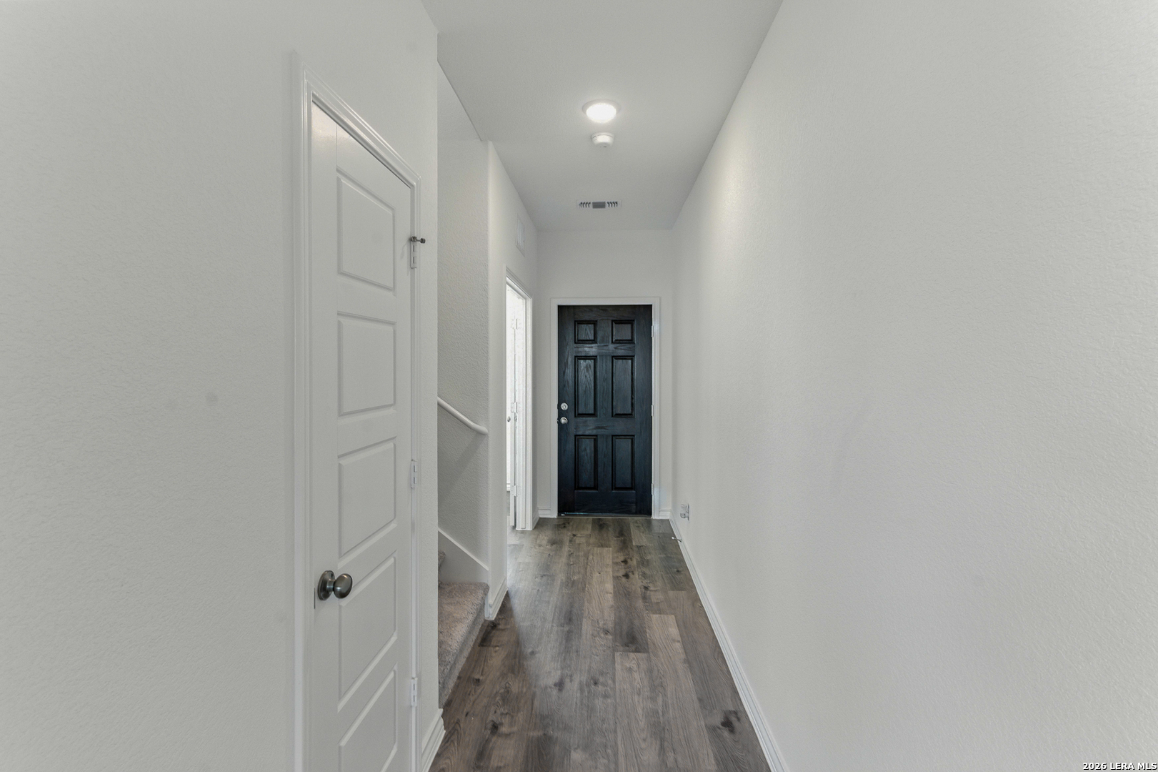 1203 LOS MOCHIS AVENUE, , 78109 — photo 1