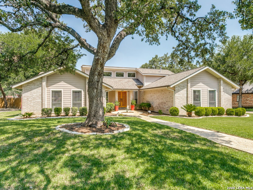 426 Arch Blf, ,  78216 — photo 1