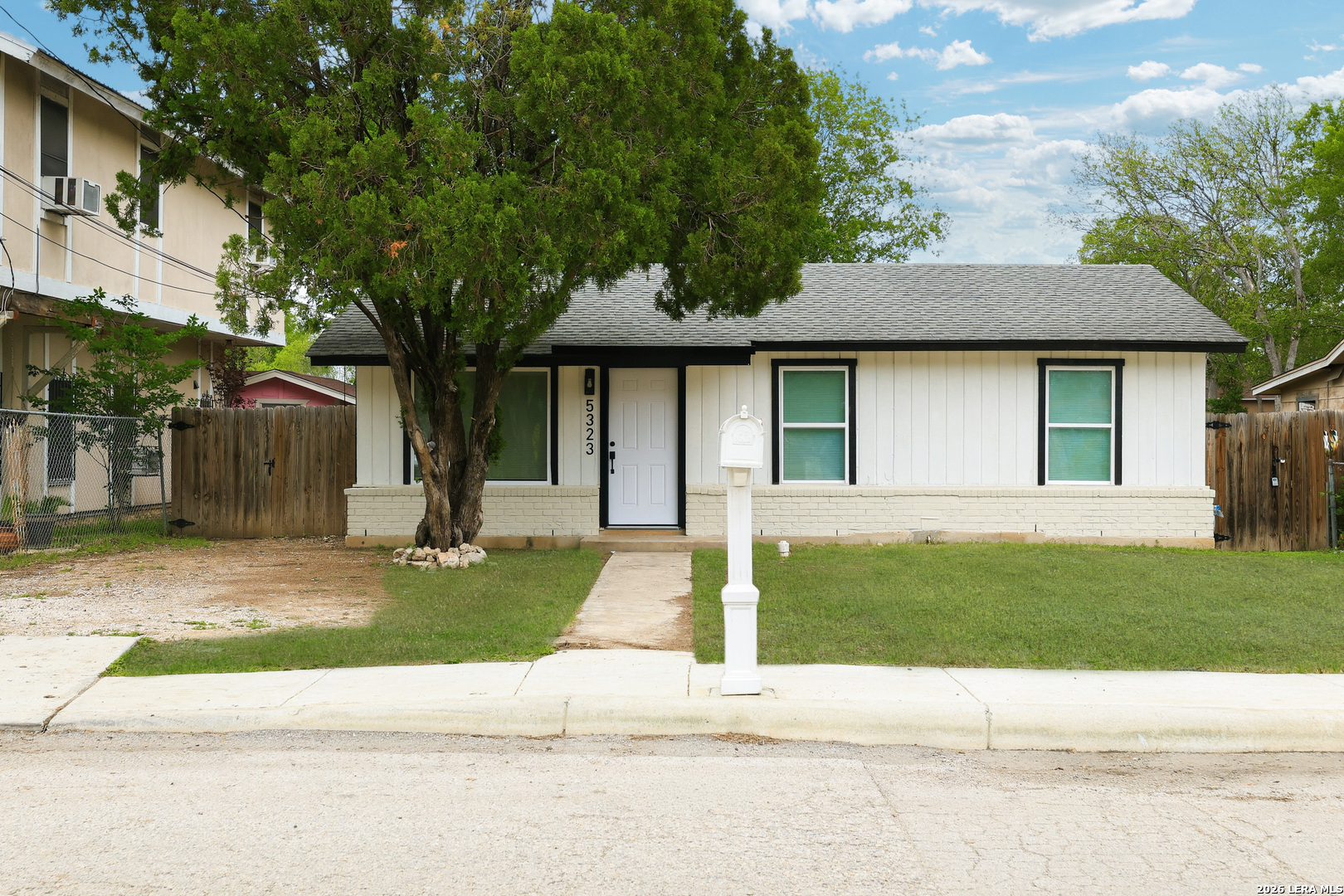 5323 El Paso St, ,  78237 — photo 1