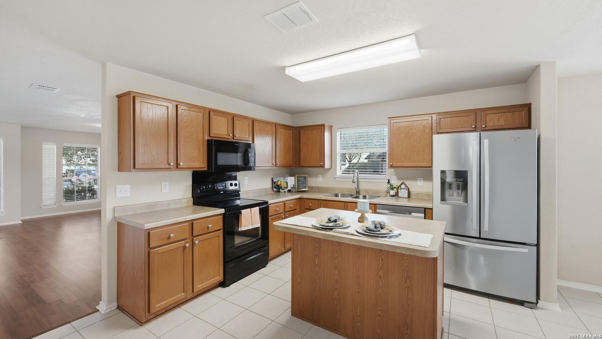 513 Zapata, ,  78130 — photo 1