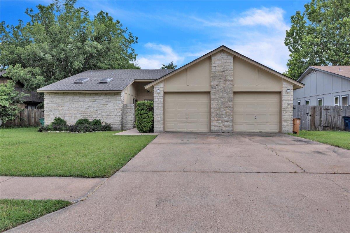 8713 Pineridge, Austin, TX 78729 — photo 1