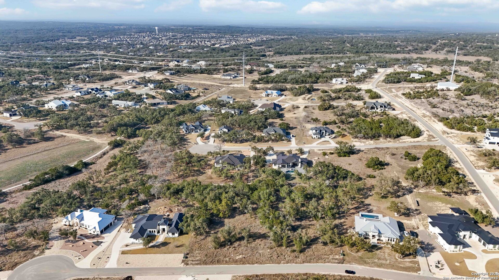 716 live oak ridge, ,  78163 — photo 1