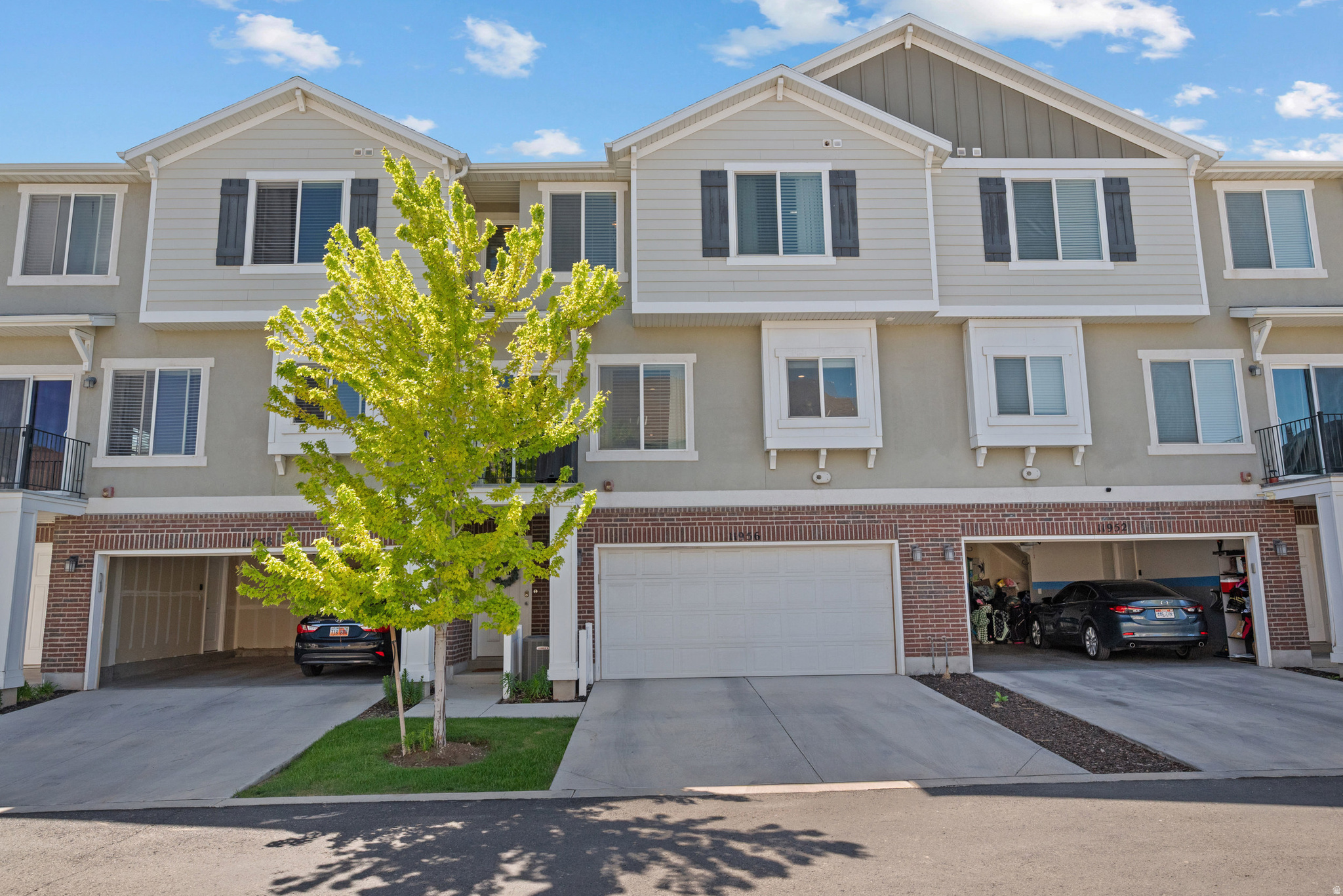 11956 S ELECTRA PEAK PL, Herriman, UT 84096 — photo 1
