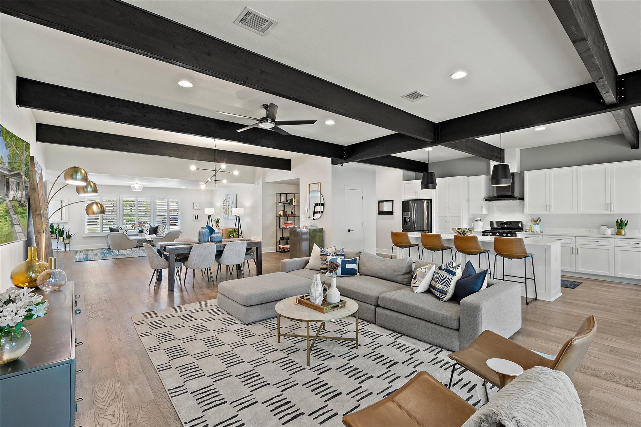 5721 Louise, Austin, TX 78757 — photo 1