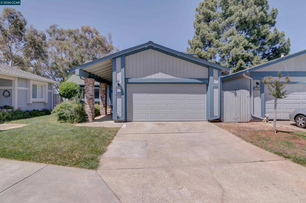 585 Mt Dell Dr, Clayton, CA 94517 — photo 1