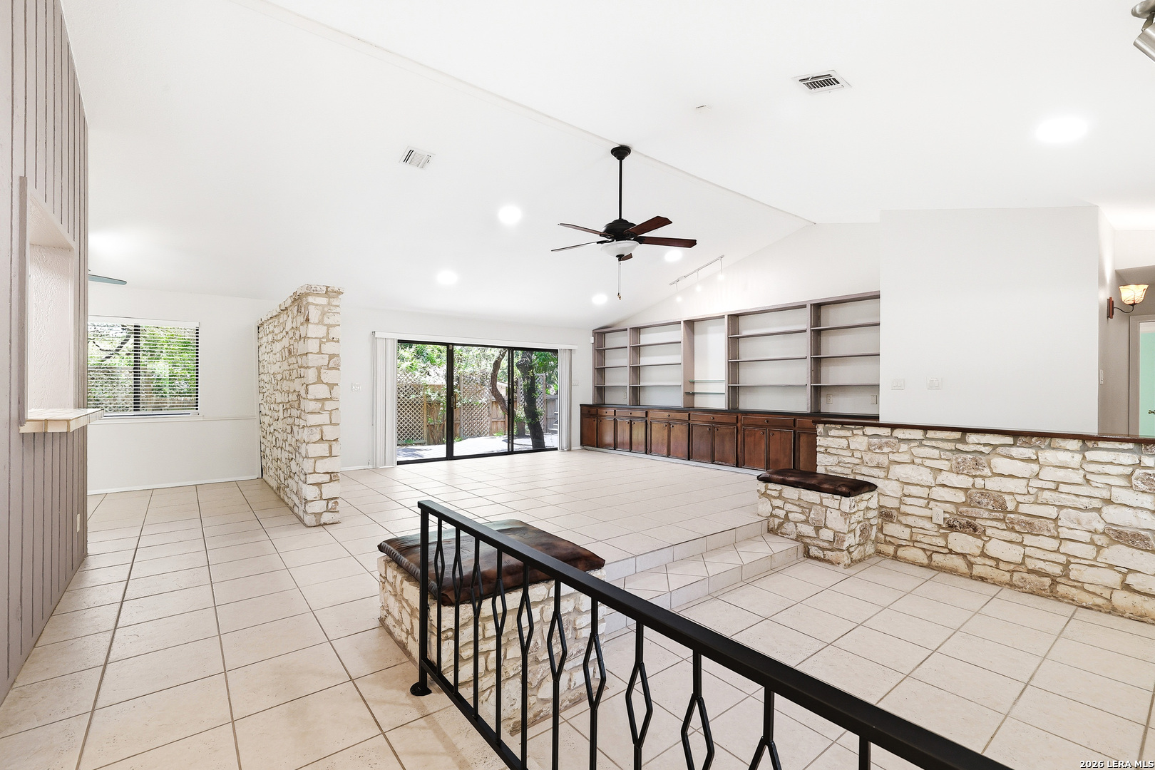 4710 Paradise Woods, ,  78249 — photo 1