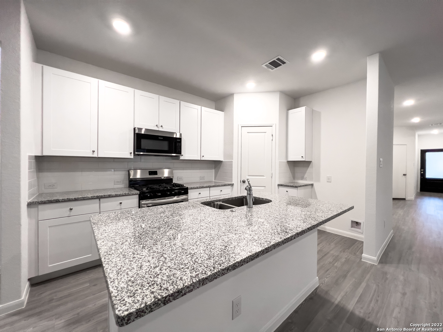5934 Vestige Bend, ,  78163 — photo 1
