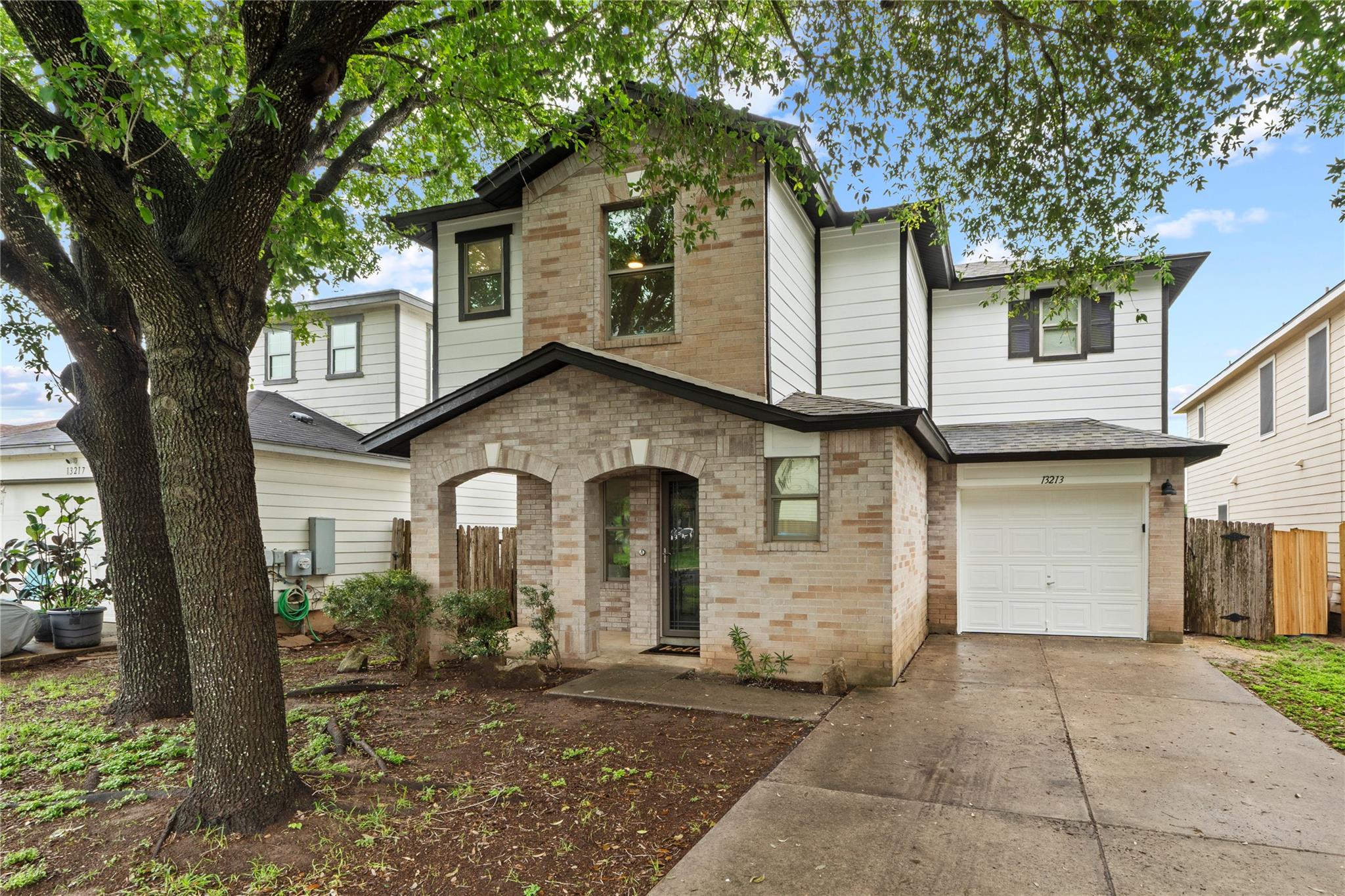 13213 Sea Biscuit, Del Valle, TX 78617 — photo 1