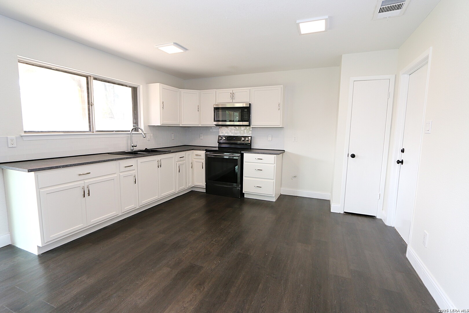 11422 Rifle Gap, ,  78245 — photo 1