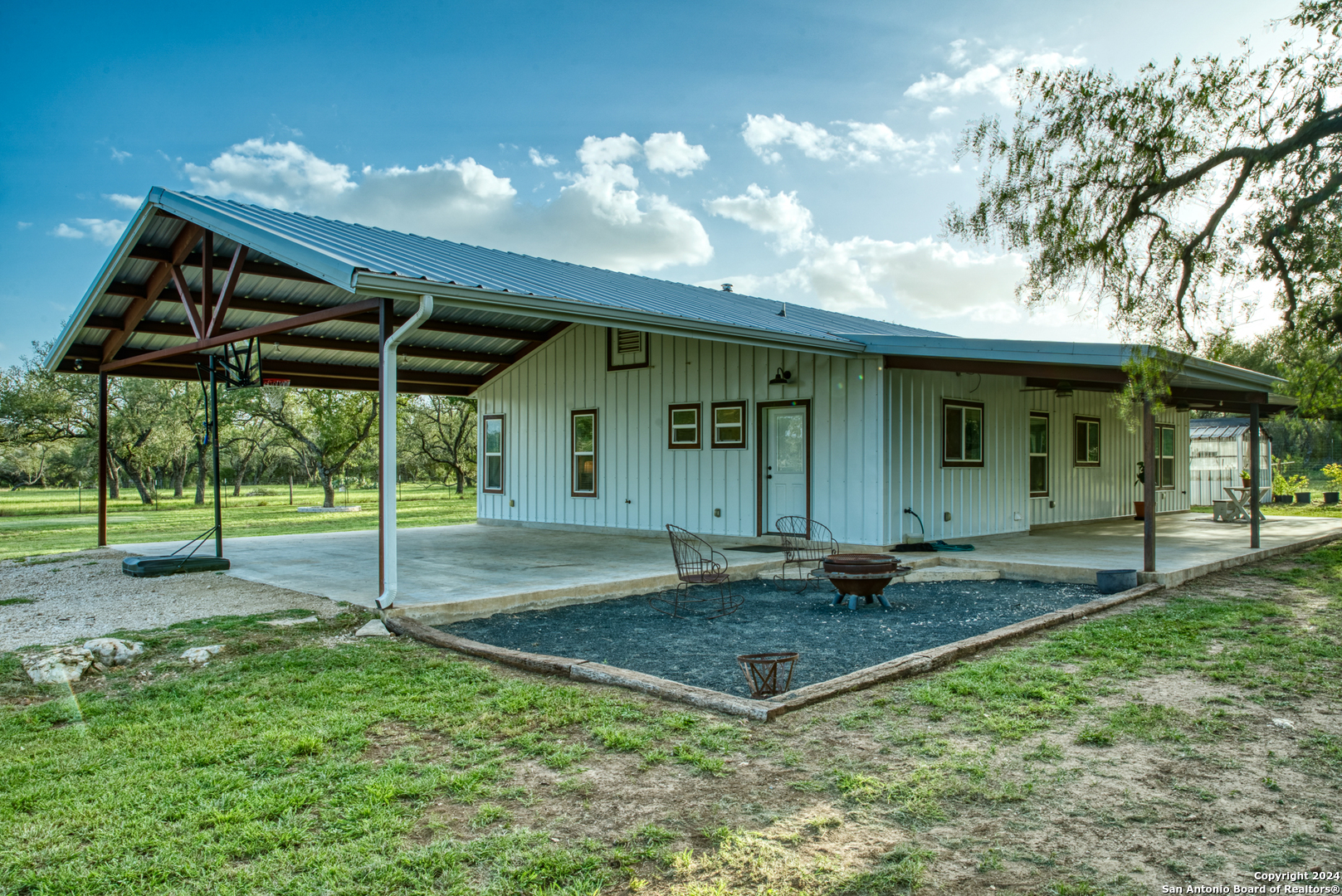623 Fm 1796, , 78884 — photo 1