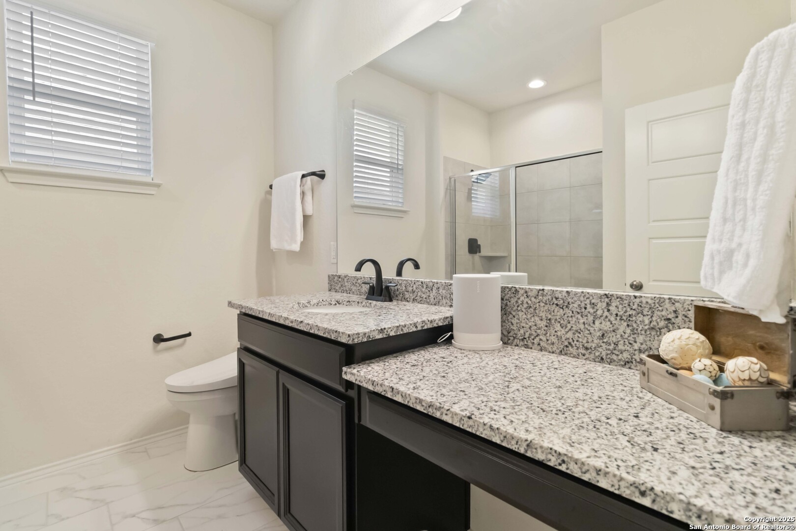 2275 Oak Run, ,  78132 — photo 1