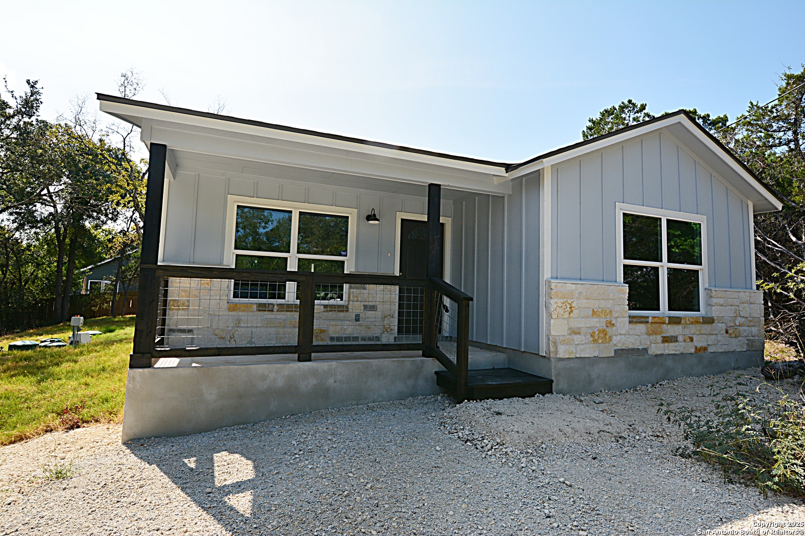 216 REMINGTON RD, Spring Branch, TX 78070 — photo 1