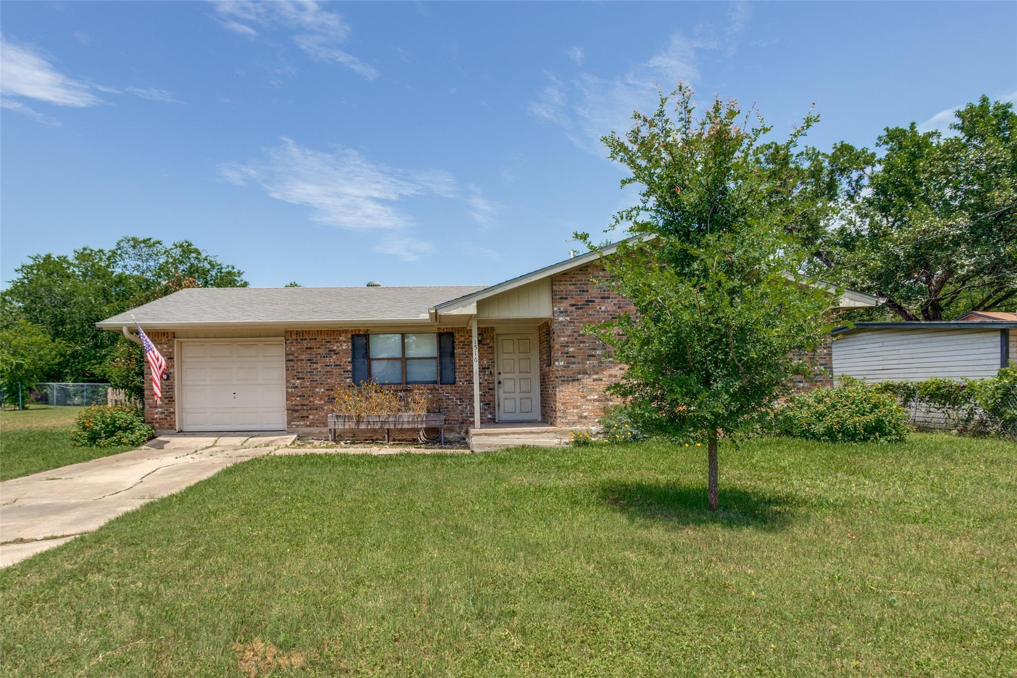1516 McLain, Taylor, TX 76574 — photo 1