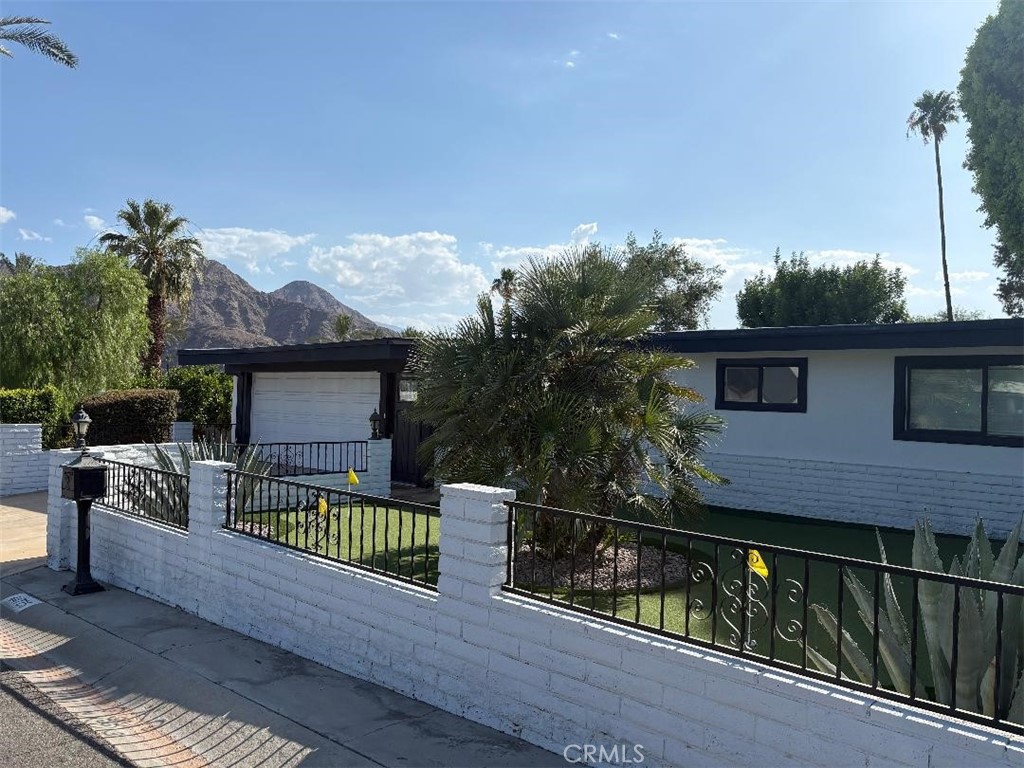 44725 Dakota, Indian Wells, CA 92210 — photo 1